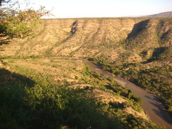 Lower Awash Valley - Hadar, Ethiopia Ethiopia, Lucy discovery site Hadar research area 3.2 million-year fossils Active excavations Human origins